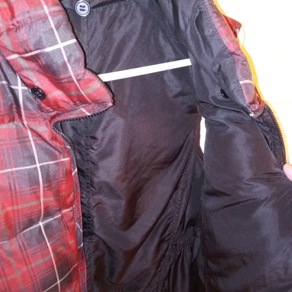 Plaid puffer vest - Picture 4 of 4